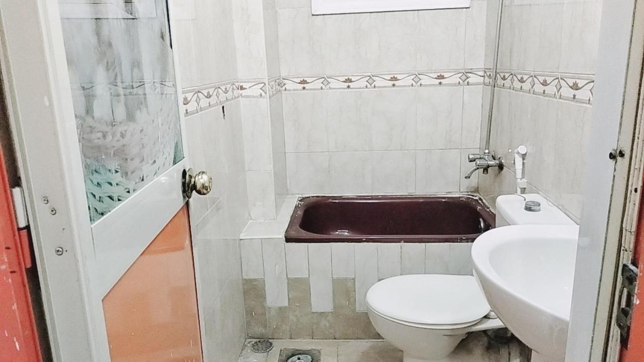 Family Apartment - Next To Abdeen Palace And Museum Kairo Exterior foto