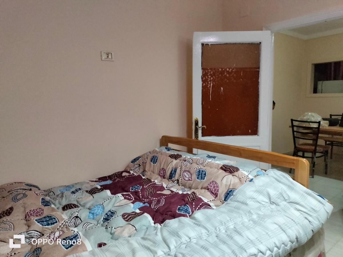 Family Apartment - Next To Abdeen Palace And Museum Kairo Exterior foto