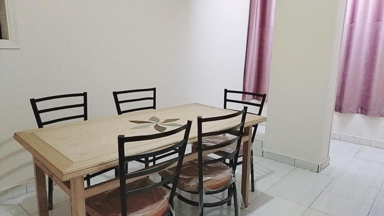 Family Apartment - Next To Abdeen Palace And Museum Kairo Exterior foto